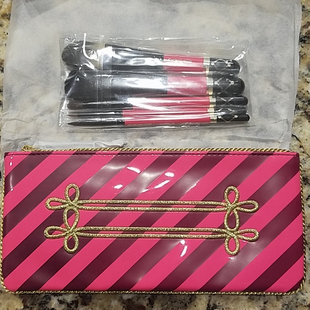 MAC Nutcracker Sweet Basic Brush Set